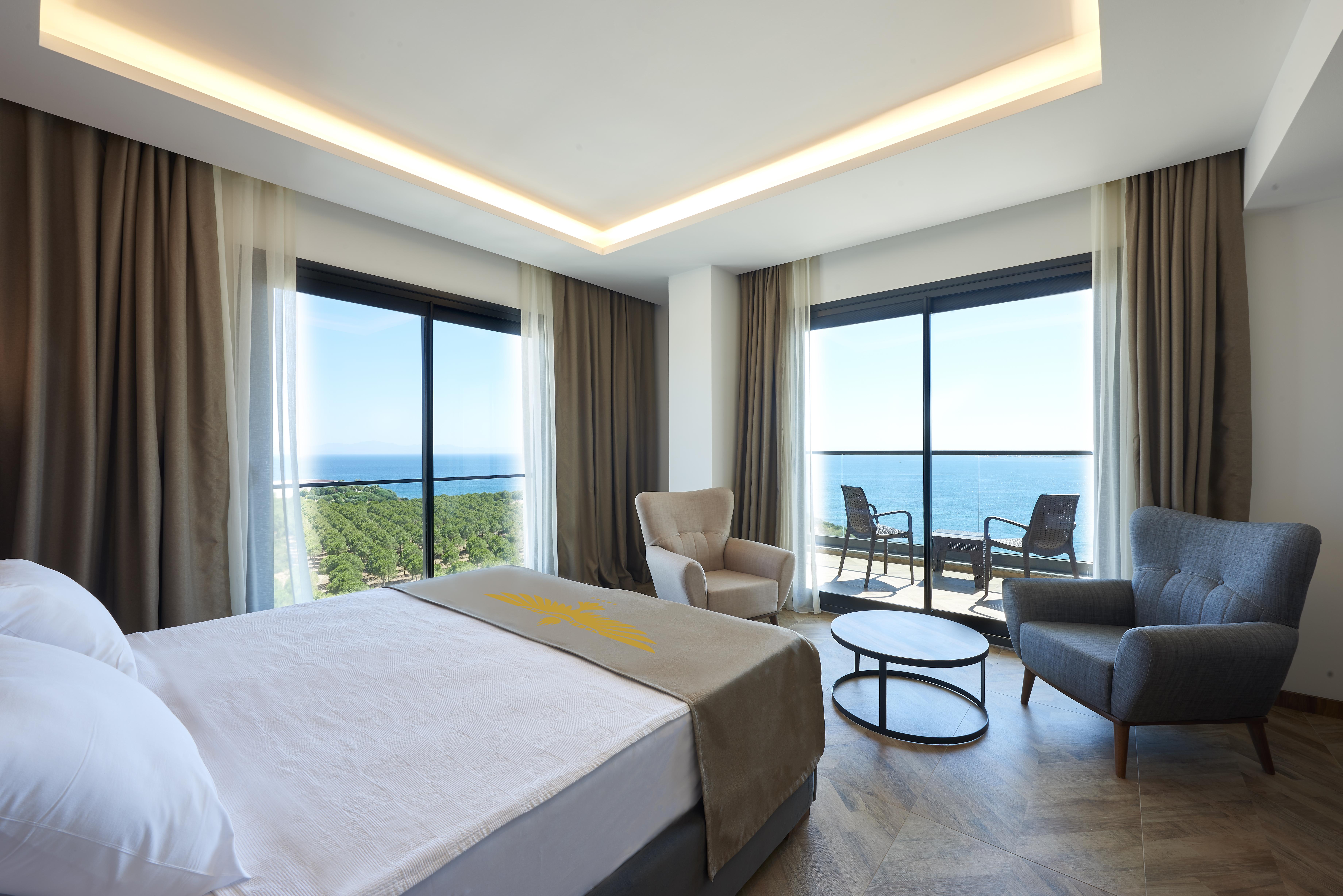 Point beach hotel 4. Отель Maril Resort Hotel. Сити поинт Бич Дидим. Дидим Турция отели 5 звезд. Maril Resort Didim.